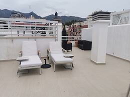 Pent-house, 3 Bedroom, Sleeps 6, Parking