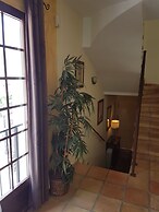 House - Sleeps 6 With Stunning Views