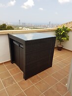 House - Sleeps 6 With Stunning Views
