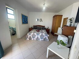 Apartment - Sleeps 4 - Jacuzzi - Terrace - Pool