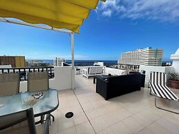 Apartment - Sleeps 4 - Jacuzzi - Terrace - Pool