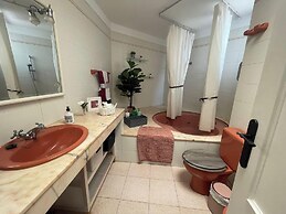 Apartment - Sleeps 4 - Jacuzzi - Terrace - Pool