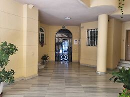 Newly Refurbished Luxury 3 Bed Duplex Apartment