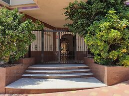 Newly Refurbished Luxury 3 Bed Duplex Apartment