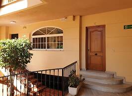 Newly Refurbished Luxury 3 Bed Duplex Apartment