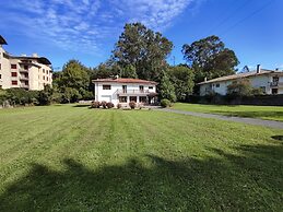 Charming 6-bed Chalet in Llanes