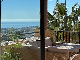 Apartment Sleeps 6 With Private Garden