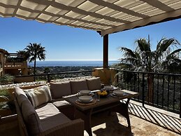 Apartment Sleeps 6 With Private Garden