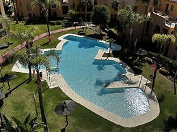 Apartment Sleeps 6 With Private Garden