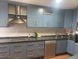 Frigiliana 3-bed Apartment- Sleeps 8