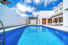 El Valle Golf Resort- Private Pool- Bbq- Parking