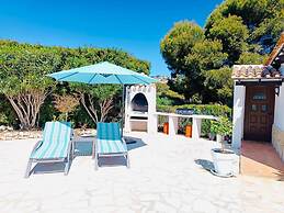 Moraira Escape With Private Pool, 1 Bed, Sleeps 2