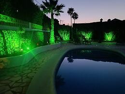 Moraira Escape With Private Pool, 1 Bed, Sleeps 2