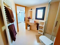 Moraira Escape With Private Pool, 1 Bed, Sleeps 2