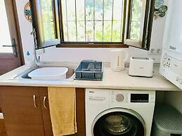 Moraira Escape With Private Pool, 1 Bed, Sleeps 2
