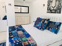Moraira Escape With Private Pool, 1 Bed, Sleeps 2