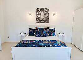Moraira Escape With Private Pool, 1 Bed, Sleeps 2
