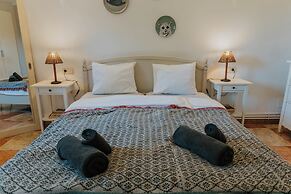 Casa de Ensueno Sleeps 8 With Pool