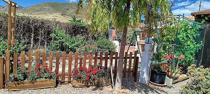 Lorca - Cottage - Sleeps 4 - Pet Friendly - Pool