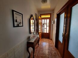 Comfortable 3-bed House, Bungalow