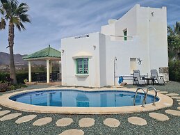 Les Cactus Remarkable 7 bed Villa - Private Pool