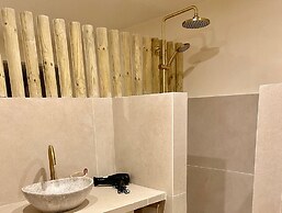 Charming 1-bed Apartment