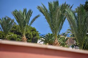 Manzanilla Penthouse, Private Jacuzzi & 5min Beach