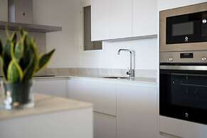 Apartment Sleeps 4 With Sea Views