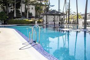 Apartment Sleeps 4 With Sea Views