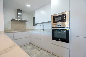 Apartment Sleeps 4 With Sea Views