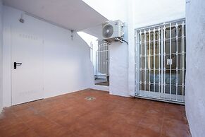 Apartment Sleeps 4 With Sea Views