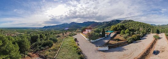 House -sleeps 8-natural Pool-pet Friendly