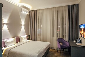 Parklane Hotel