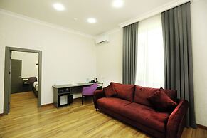 Parklane Hotel