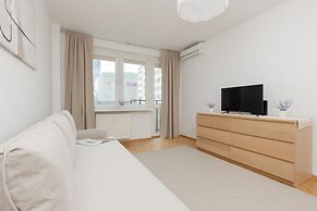 City Center Chmielna 100