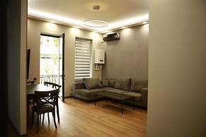 Villa 83