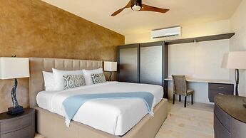 6 BR Villa With Concierge Amenities Pool