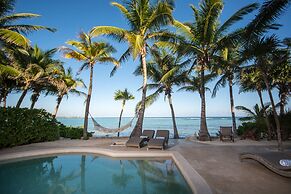 Beachfront W Private Staff in Gated Community