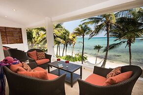 Beachfront W Private Staff in Gated Community
