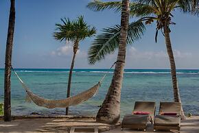 Beachfront W Private Staff in Gated Community