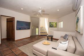 Beachfront W Private Staff in Gated Community