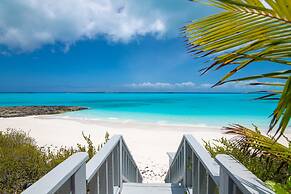 5 BR Luxury Villa On The Sand W Pool