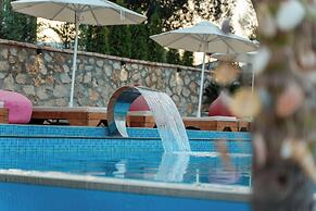 Memaj Hotel