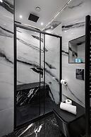 2bedroom Apartment With Steam Room