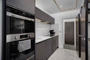 2bedroom Apartment With Steam Room