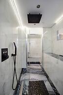 2bedroom Apartment With Steam Room