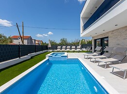 Villa Bonce