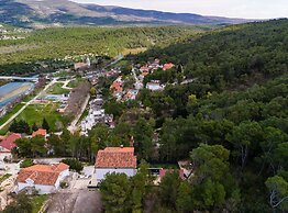 Villa Ivanovi Dvori