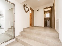 Villa Ivanovi Dvori