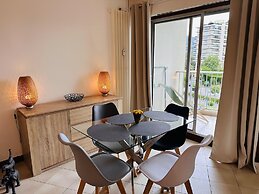 Studio With a Shared Pool Near the Beaches - 2244